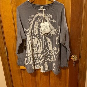 Magnolia Pearl Charcoal Graphic Long Sleeve Tee